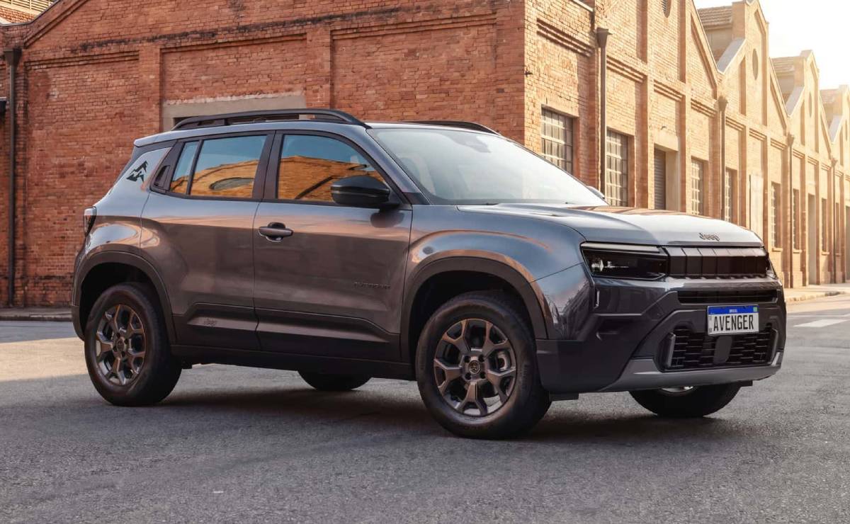 ¿Estás listo para conocer al Jeep Avenger 2027? El SUV compacto que redefine la movilidad urbana en la región MDP Jeep Avenger 2027 Altitude frente ¿Estás listo para conocer al Jeep Avenger 2027? El SUV compacto que redefine la movilidad urbana en la región