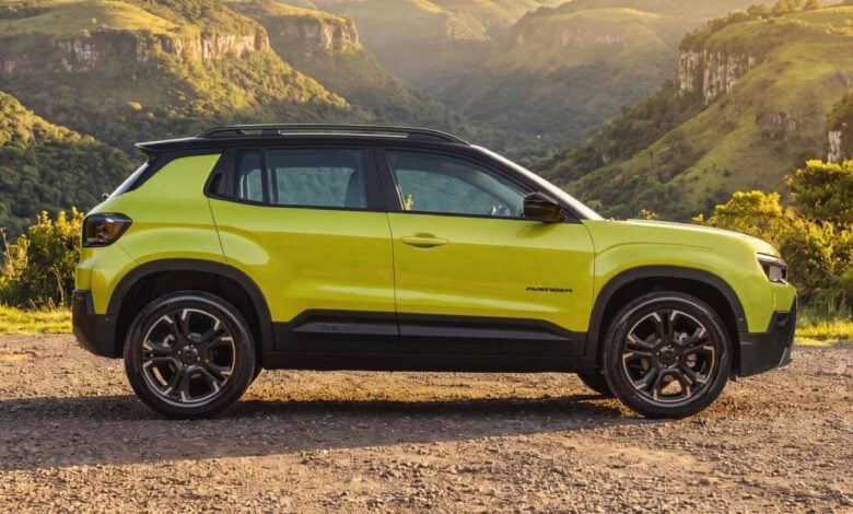 ¿Estás listo para conocer al Jeep Avenger 2027? El SUV compacto que redefine la movilidad urbana en la región MDP Jeep Avenger 2027 Limited perfil ¿Estás listo para conocer al Jeep Avenger 2027? El SUV compacto que redefine la movilidad urbana en la región