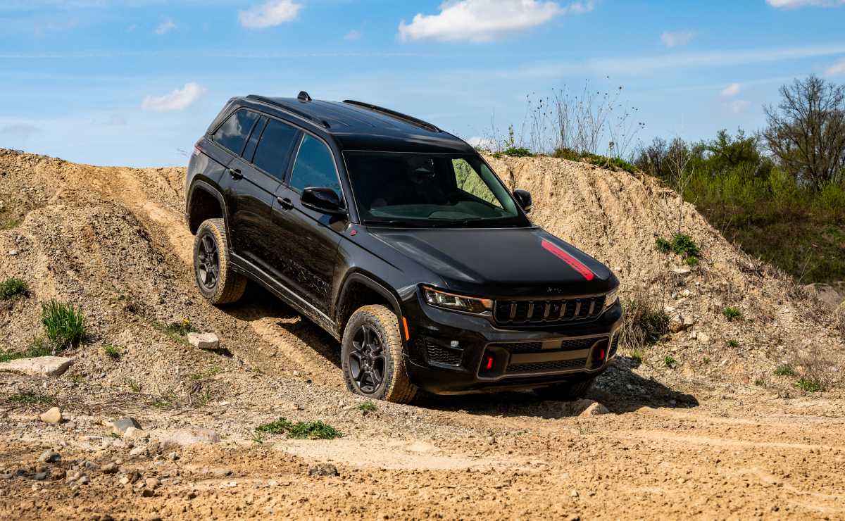 ¿Qué trae de nuevo el Jeep Grand Cherokee 2027? Descúbrelo aquí MDP Jeep Grand Cherokee 2027 2 ¿Qué trae de nuevo el Jeep Grand Cherokee 2027? Descúbrelo aquí