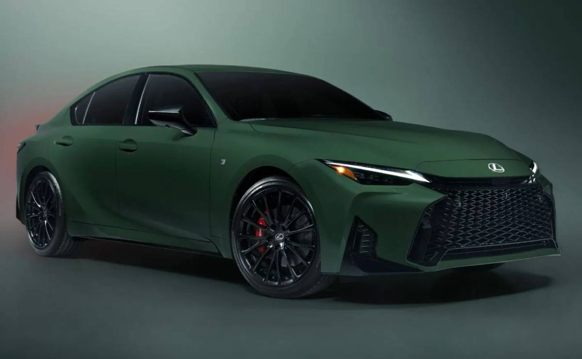 MDP Lexus IS 350 sedan Lexus IS 350 F Sport: La Edición Limitada en Envious Green que Desafía el Lujo
