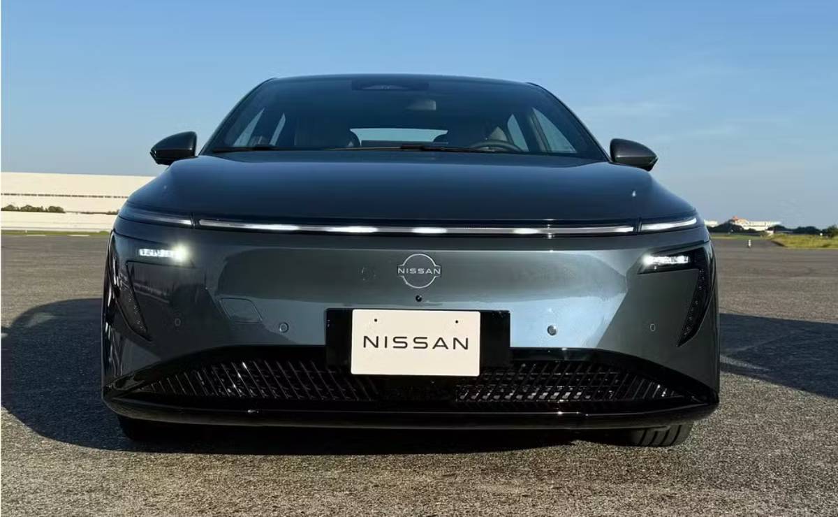 Nissan N7: ¿El Nuevo Sedán Eléctrico Que Revolucionará el Mercado Latinoamericano? MDP Nissan N7 trompa 1 Nissan N7: ¿El Nuevo Sedán Eléctrico Que Revolucionará el Mercado Latinoamericano?