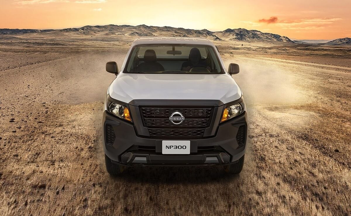 MDP Nissan NP300 Nissan Sigue Arrasando: Así se Reconfigura el Mercado de Pickups en México