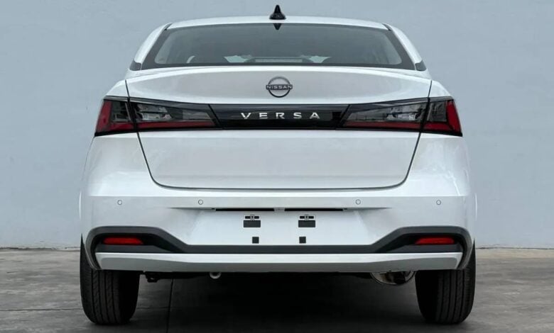 MDP Nissan Versa Sense Base TM cola ¿Es el Nissan Versa 2026 la opción más esperada por su equilibrio entre precio y equipamiento en México?