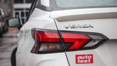 MDP Nissan Versa teaser Nissan Versa 2026: Un Nuevo Horizonte en el Mercado Argentino de Sedanes