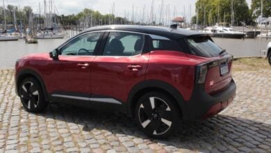 Nissan Kicks: El SUV que Sigue Conquistando el Mercado Argentino con Promociones Imperdibles MDP Nueva Nissan Kicks trasera 1 Nissan Kicks: El SUV que Sigue Conquistando el Mercado Argentino con Promociones Imperdibles