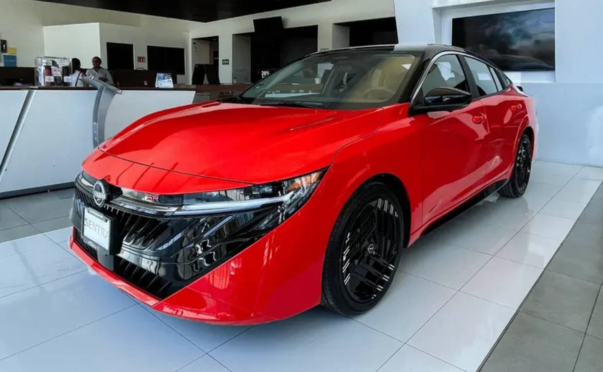 Nuevo Nissan Sentra 2027: ¿El rival definitivo para el Toyota Corolla? MDP Nuevo Nissan Sentra frente 4 Nuevo Nissan Sentra 2027: ¿El rival definitivo para el Toyota Corolla?