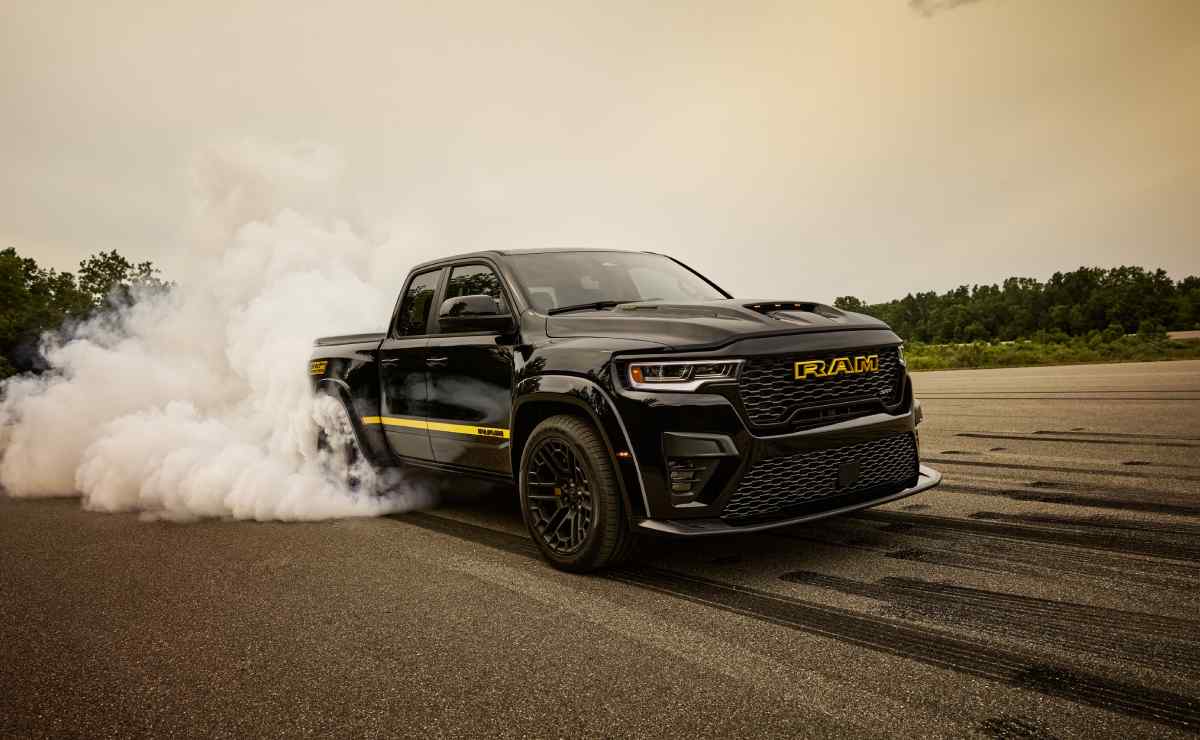 La esperada RAM 1500 Rumble Bee 2027 ya está disponible para pedidos en Estados Unidos MDP RAM 1500 Rumble Bee 2027 3 La esperada RAM 1500 Rumble Bee 2027 ya está disponible para pedidos en Estados Unidos