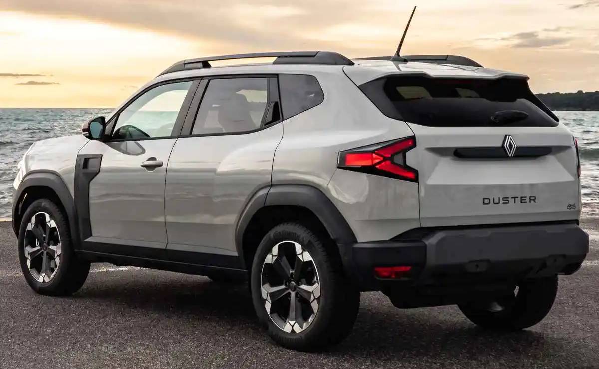 Renault Duster E-Tech e-4WD: La SUV Que Revoluciona El Mercado Con Su Innovador Sistema Híbrido MDP Renault Duster Hibrida trasera Renault Duster E-Tech e-4WD: La SUV Que Revoluciona El Mercado Con Su Innovador Sistema Híbrido