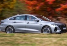 MDP Sedan Chery Arrizo 8 accion 2 Chery Arrizo 8 vs. Toyota Corolla: ¿Puede el nuevo sedán desafiar al líder del mercado?