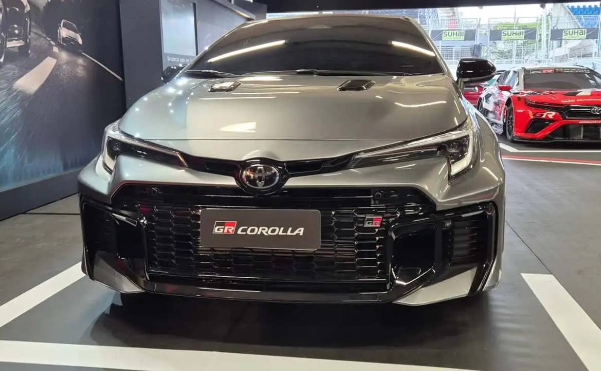 Toyota GR Corolla: El Dinámico Ingreso al Mercado Brasileño con Más Torque MDP Toyota GR Corolla trompa 1 Toyota GR Corolla: El Dinámico Ingreso al Mercado Brasileño con Más Torque