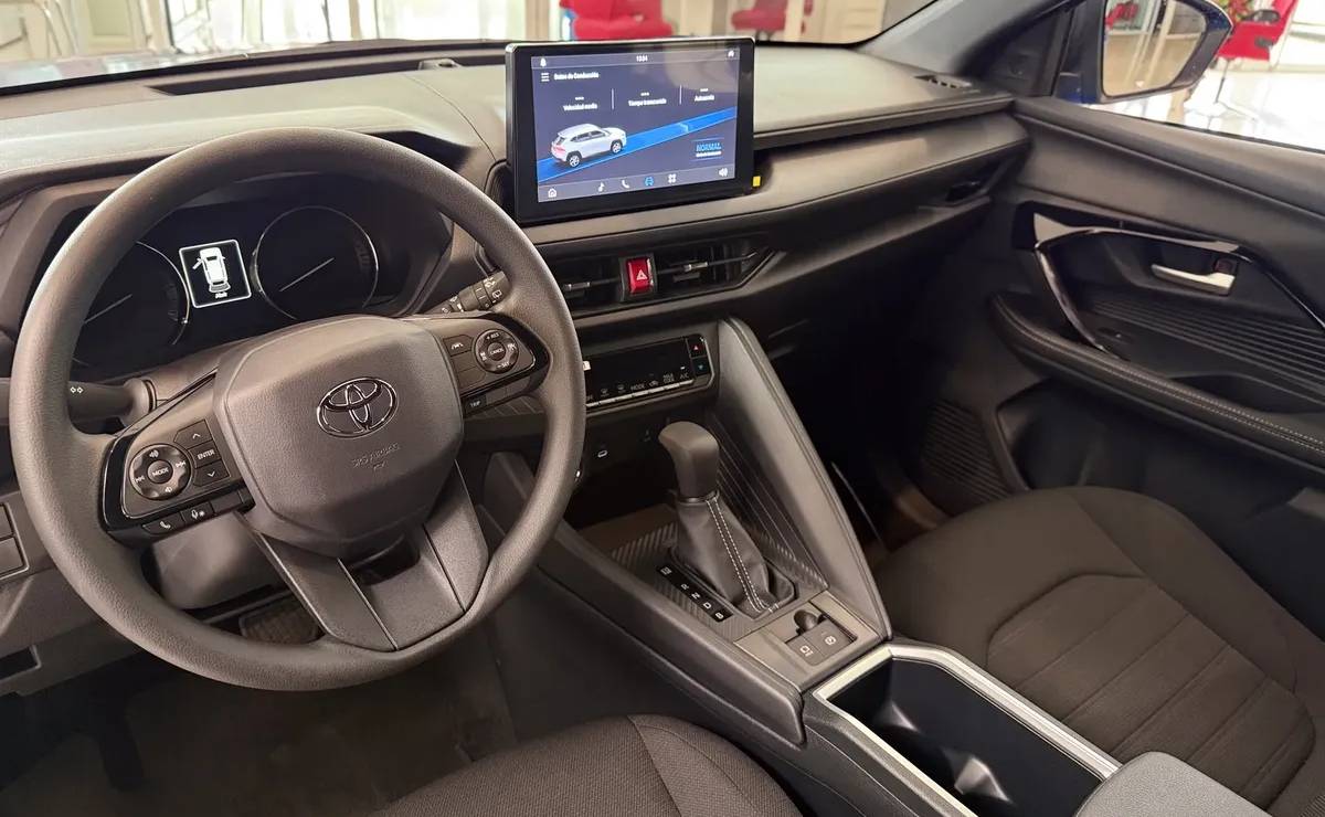 Toyota Yaris Cross XLI: La Apuesta Compacta que Conquista el Mercado Argentino MDP Toyota Yaris Cross XLI interior Toyota Yaris Cross XLI: La Apuesta Compacta que Conquista el Mercado Argentino