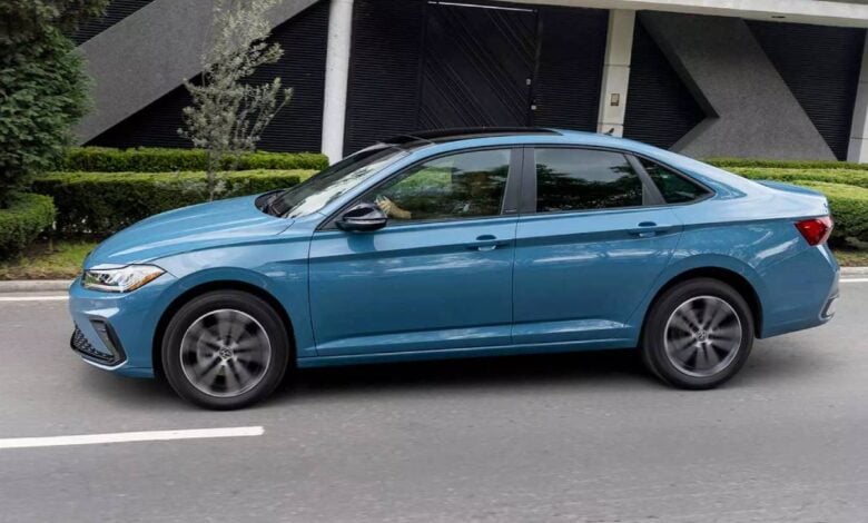 MDP Volkswagen Jetta 2027 perfil El Volkswagen Jetta 2027: Un nuevo estándar en México con motor turbo eficiente