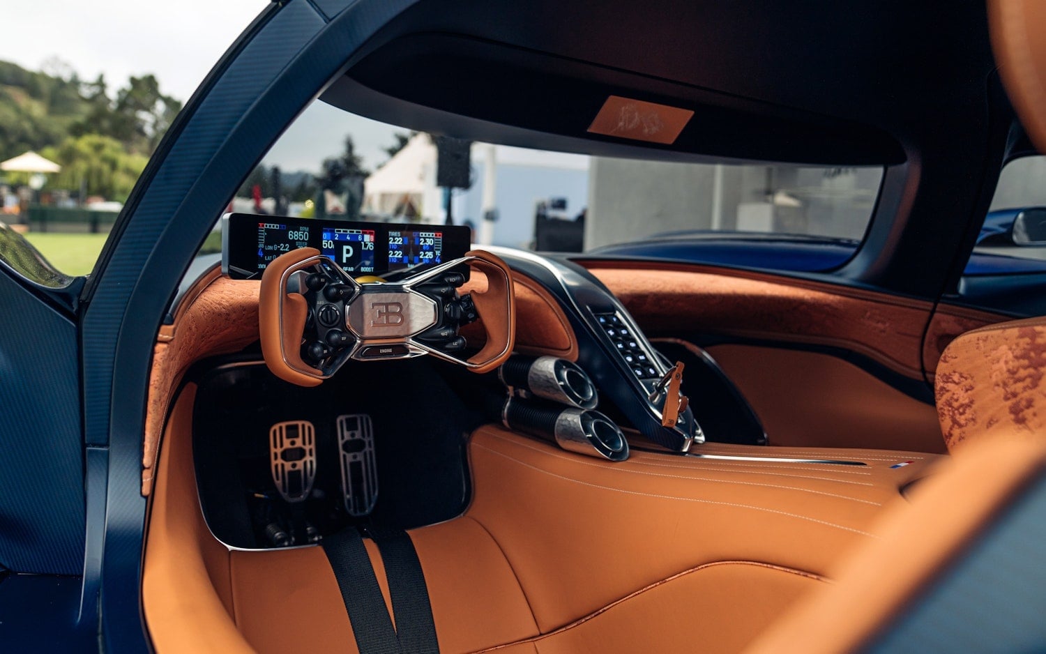 MDP bugatti destrier debut en the quail Bugatti Destrier: El Nuevo Icono de Velocidad y Lujo Presentado en The Quail