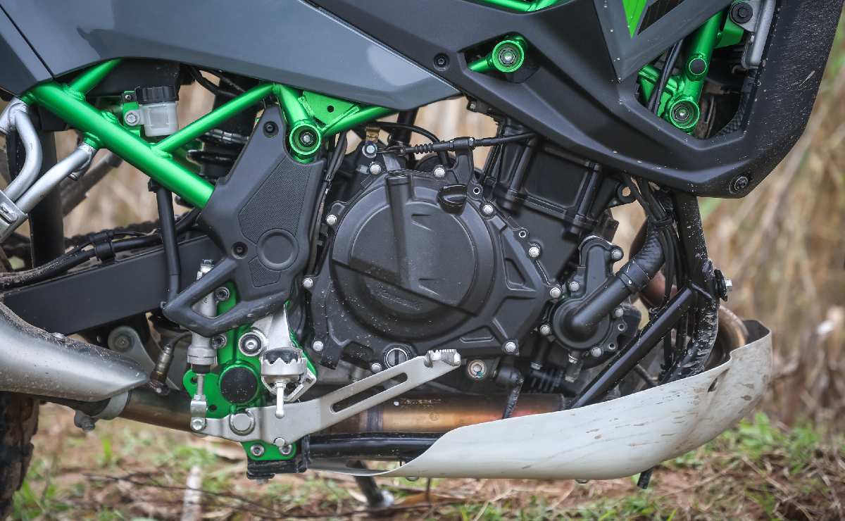 MDP kawasaki kle 500 test ride 1 ¿La nueva Kawasaki redefine lo que esperamos de una trail?