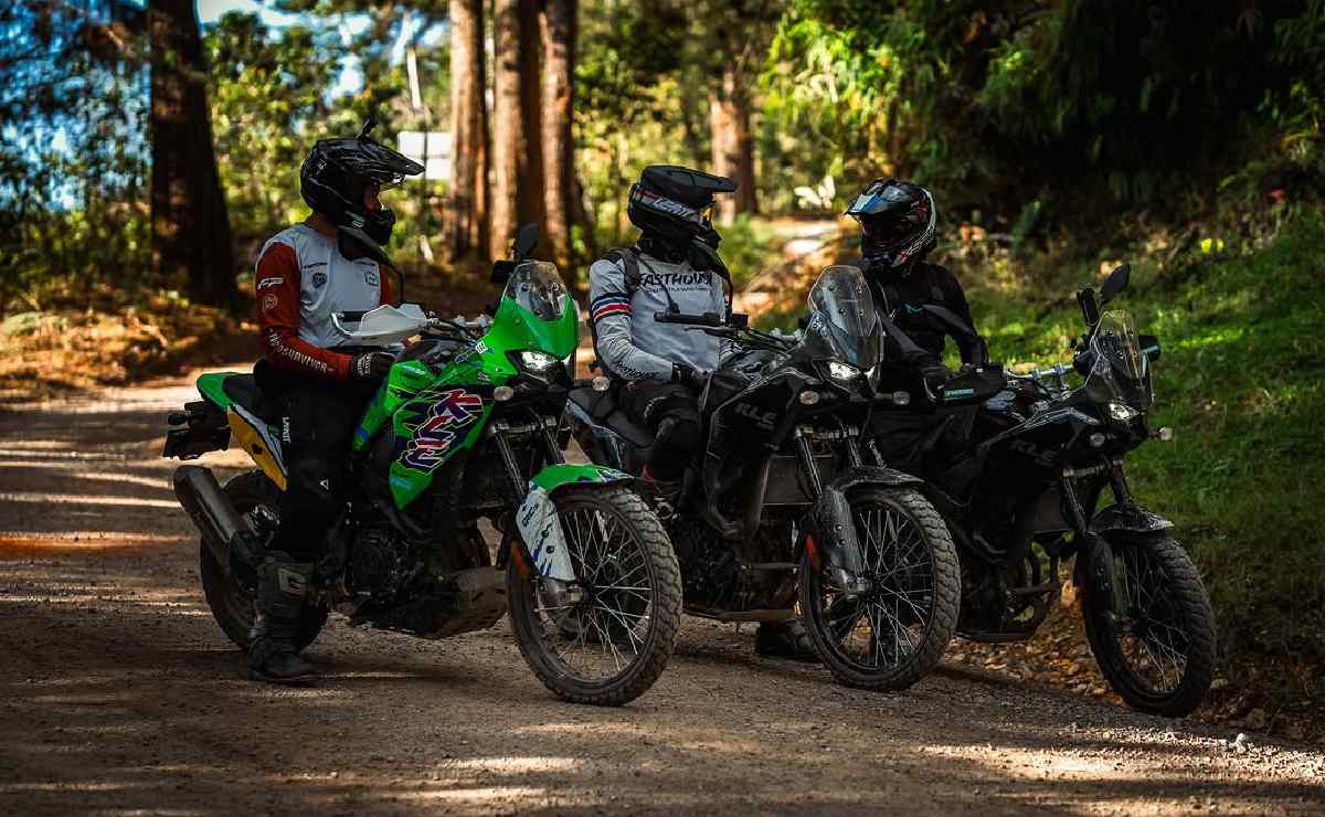 Kawasaki KLE 500: la Aventura de Media Cilindrada que Revive una Leyenda MDP kawasaki kle500 retro 2 Kawasaki KLE 500: la Aventura de Media Cilindrada que Revive una Leyenda