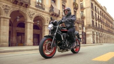 MDP kawasaki z650rs 2 Kawasaki Z650RS 2026: Elegancia Retro con el Nuevo Estilo 'Ébano'
