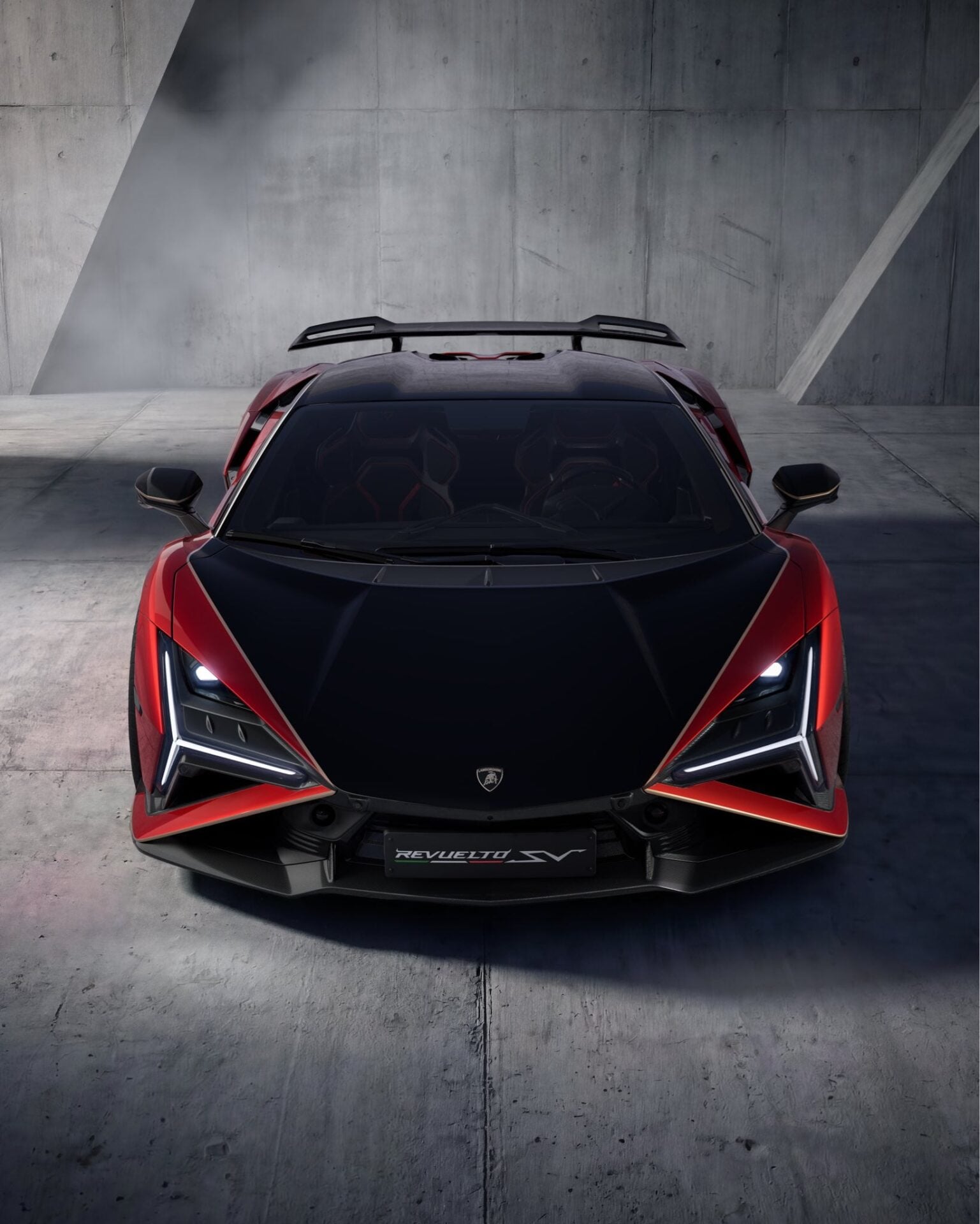 ¿Por qué el nuevo Lamborghini Revuelto SV es más potente pero no más rápido? MDP lamborghini revuelto sv 1065 cv y 345 km 4 ¿Por qué el nuevo Lamborghini Revuelto SV es más potente pero no más rápido?