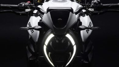 MDP moto naked ducati monster v2 Ducati Monster 2025: Un Ícono Renovado que Gana el Red Dot Design Award