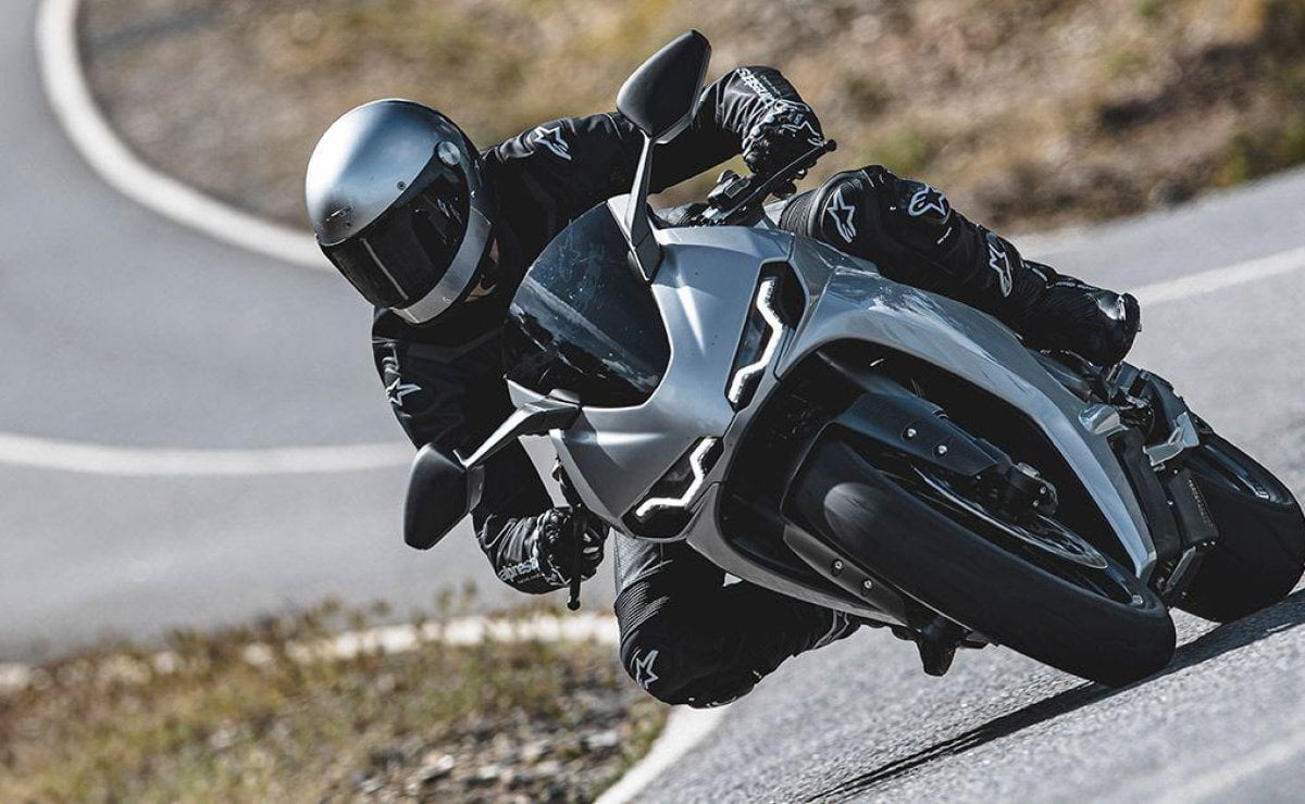 Norton Manx R: La Surprise Superbike Que Reta sus Propios Límites en la Vuelta al Mundo MDP norton manx pruebas1 Norton Manx R: La Surprise Superbike Que Reta sus Propios Límites en la Vuelta al Mundo