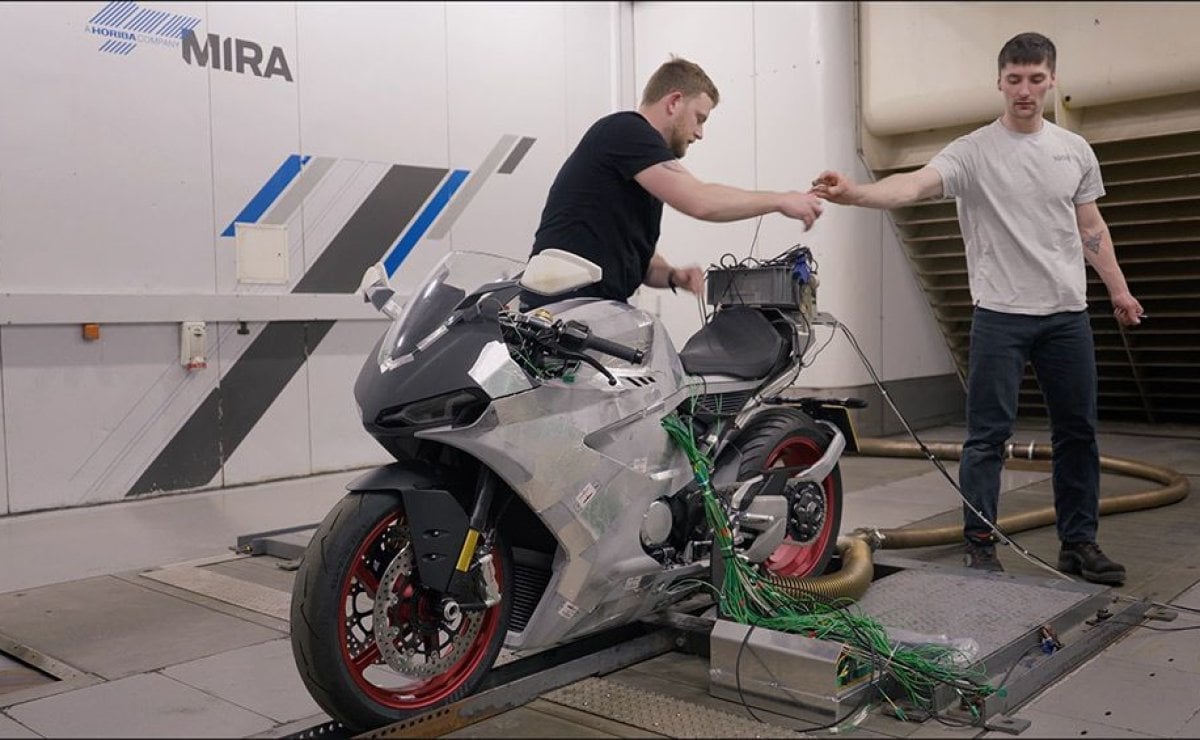 Norton Manx R: La Surprise Superbike Que Reta sus Propios Límites en la Vuelta al Mundo MDP norton manx pruebas4 Norton Manx R: La Surprise Superbike Que Reta sus Propios Límites en la Vuelta al Mundo