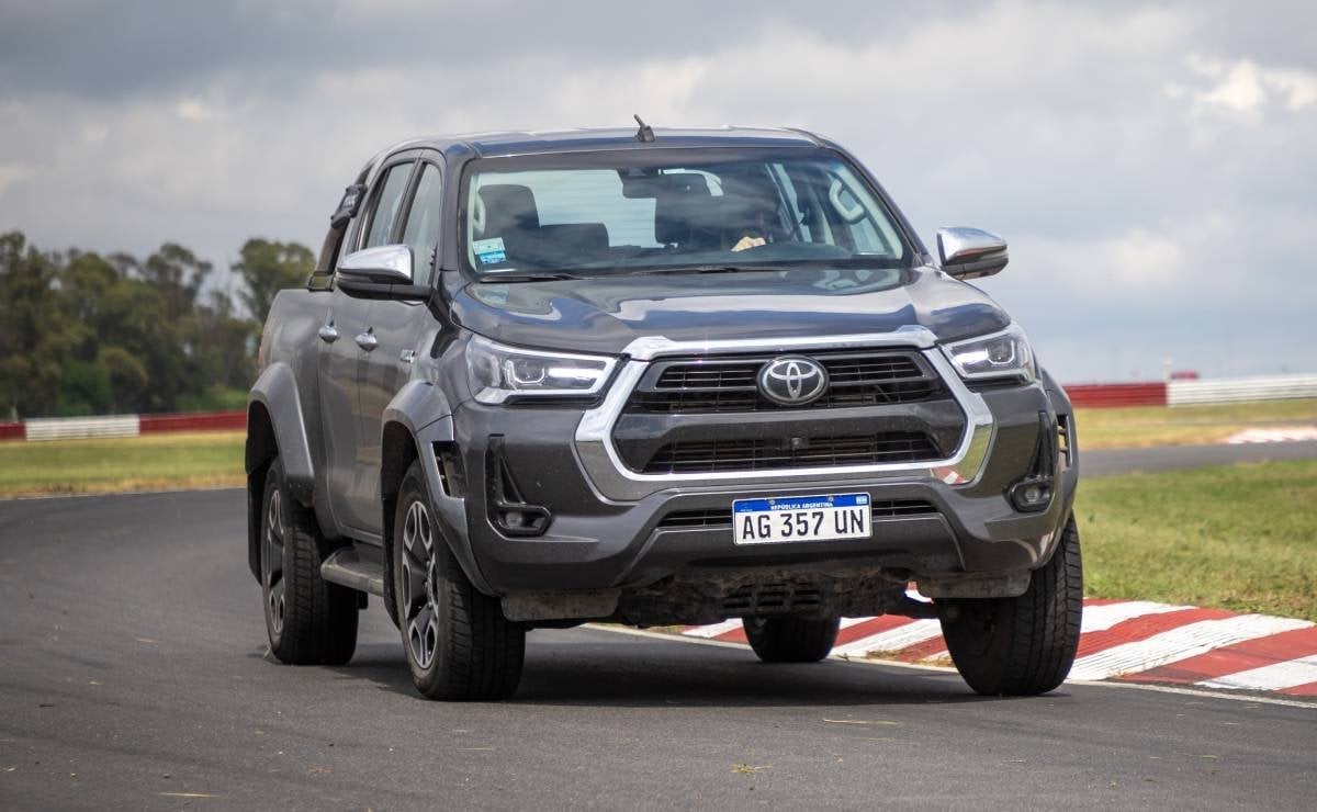 MDP toyota hilux4 1 La Pick-up Mediana que Revoluciona la Eficiencia de Consumo según Auto Test