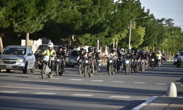 MDP zanella caravana 1 Solidaridad sobre ruedas: Gran rodada de motociclistas en apoyo a los bomberos de Arribeños