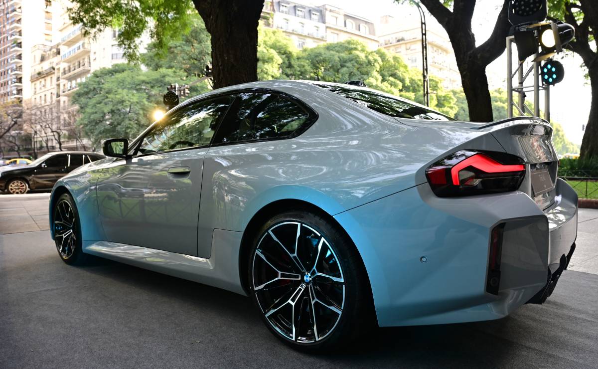 El Regreso del Motor 3.0 Turbo de BMW: La Evolución de una Leyenda MDP BMW M2 perfil El Regreso del Motor 3.0 Turbo de BMW: La Evolución de una Leyenda