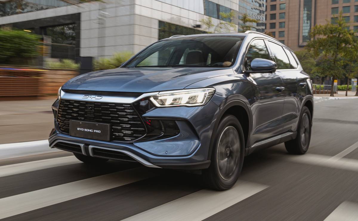 BYD Song Pro: El híbrido enchufable que redefine el concepto SUV MDP BYD Song Pro accion BYD Song Pro: El híbrido enchufable que redefine el concepto SUV