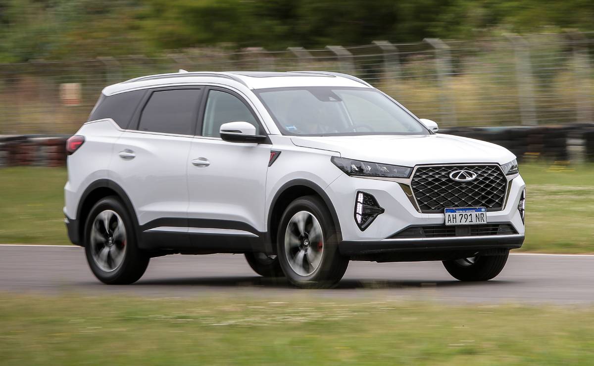 MDP Chery Tiggo Pro 7 accion Chery Tiggo 7 Pro Hybrid: Una Nueva Era de Eficiencia y Tecnología en el Segmento SUV