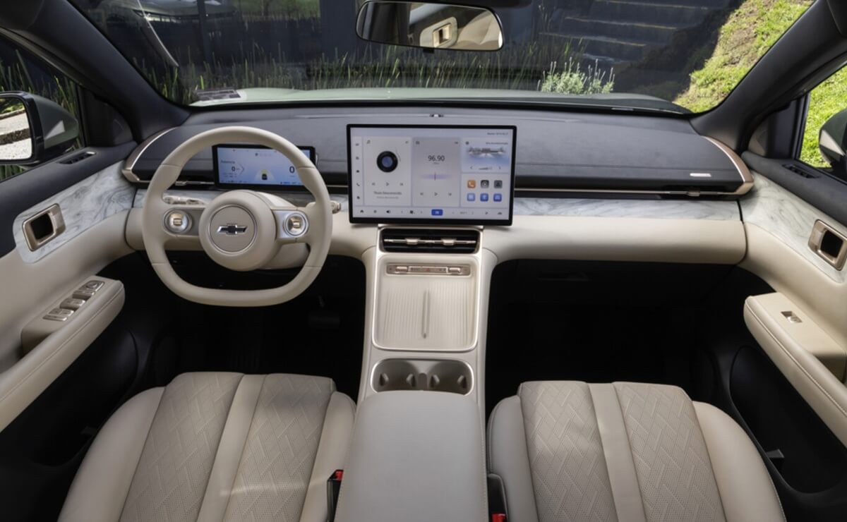 Chevrolet Captiva PHEV Premier: La Revolución Híbrida Enchufable Llegó a Argentina MDP Chevrolet Captiva PHEV interior Chevrolet Captiva PHEV Premier: La Revolución Híbrida Enchufable Llegó a Argentina
