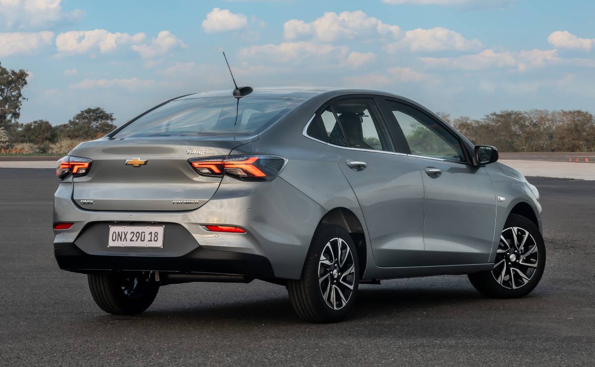 MDP Chevrolet Onix Plus trasera ¿Qué diferencia al Chevrolet Onix Plus LTZ del Onix LTZ a paridad de precio?