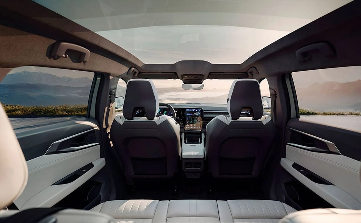 MDP Interior Renault Espace Renault Espace E-Tech: Un Salto Híbrido con Autonomía y Versatilidad
