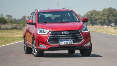 MDP JAC JS2 slalom JAC JS2: ¿El SUV Compacto Más Accesible del Año?