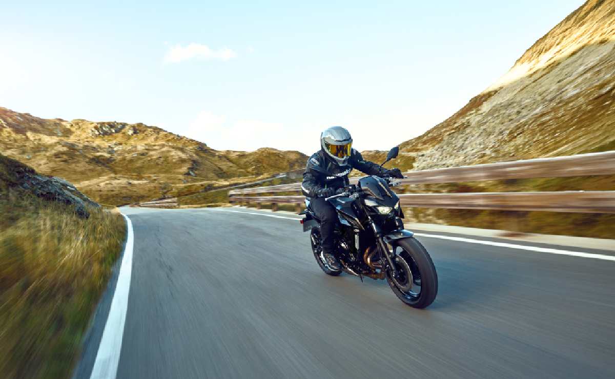 MDP Kawasaki Z650 S 3 ¿Es el nuevo dashboard de las motos un aliado o una distracción para los motoristas?