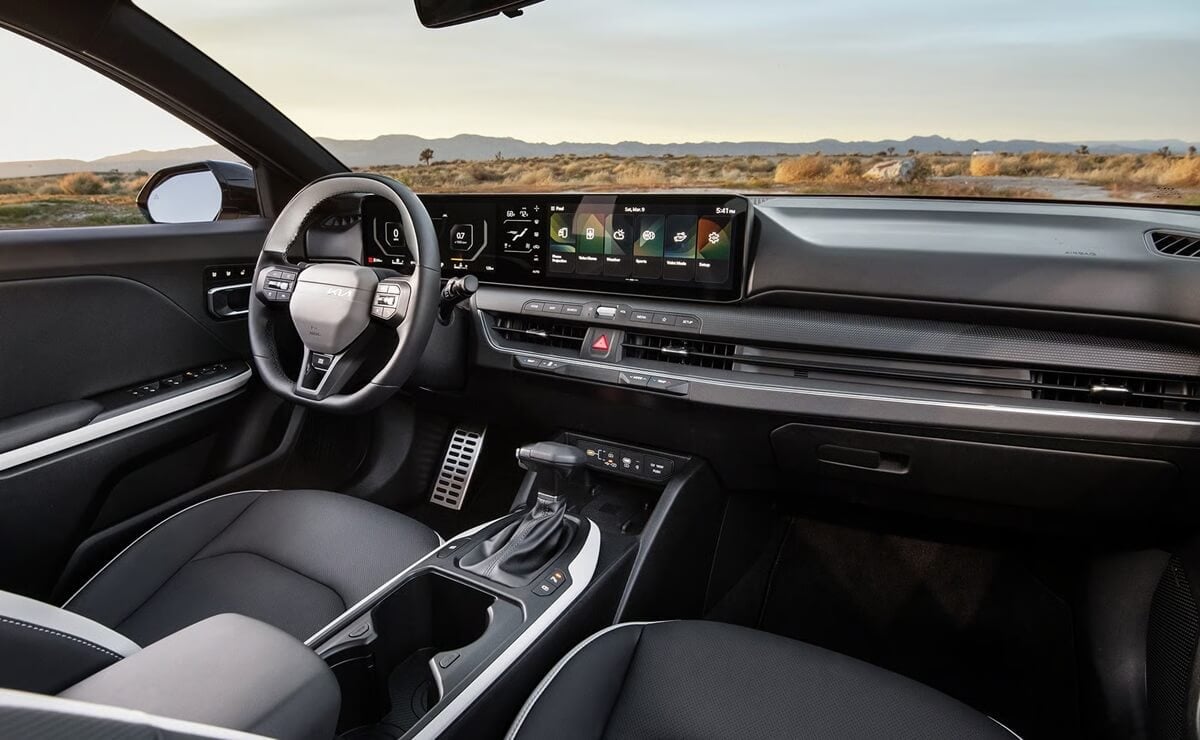 ¿Puede el Kia K4 Revolucionar el Mercado de los Sedanes en México? MDP Kia K4 interior ¿Puede el Kia K4 Revolucionar el Mercado de los Sedanes en México?