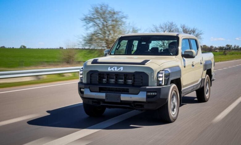 MDP Kia Tasman 2 Kia Tasman EX 2.2 CRDI 4x4 8AT: La opción más esperada por su eficiencia en combustible