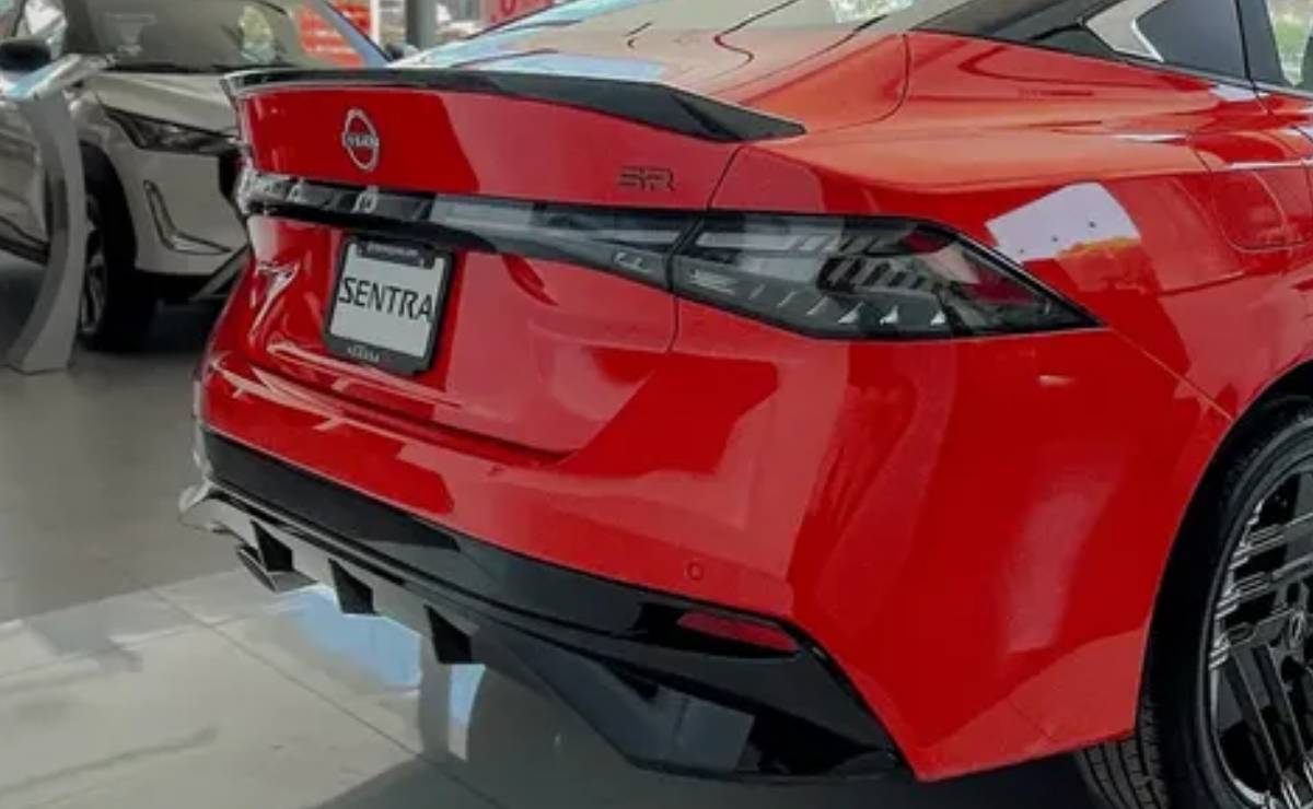 ¿Es el Nissan Sentra 2027 el sedán que estábamos esperando? MDP Nuevo Nissan Sentra cola 2 ¿Es el Nissan Sentra 2027 el sedán que estábamos esperando?