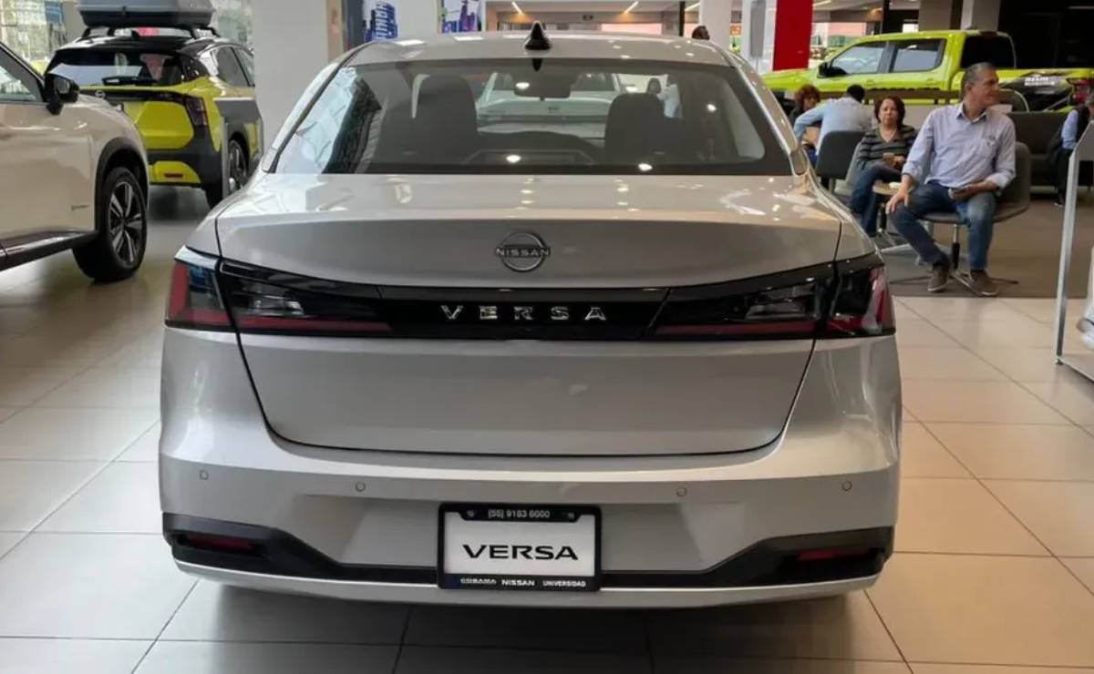 MDP Nuevo Nissan Versa 2027 cola El Innovador Nissan Versa 2027: Conectividad y Seguridad de Vanguardia en Colombia