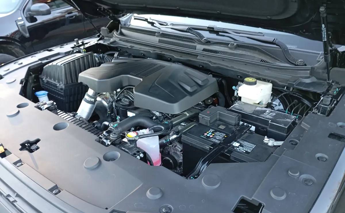 MDP Pick up Rely R8 motor La Rely R8: ¿La Nueva Opción Más Esperada del Mercado de Pick Ups Medianas en Argentina?