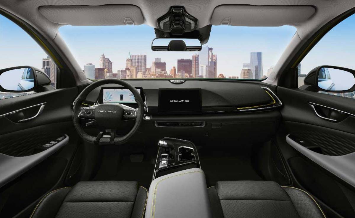 El BAIC X55 II Hybrid revoluciona el mercado argentino: ¿Podrá enfrentarse al Toyota Corolla Cross? MDP SUV BAIC X55 II Hybrid interior El BAIC X55 II Hybrid revoluciona el mercado argentino: ¿Podrá enfrentarse al Toyota Corolla Cross?