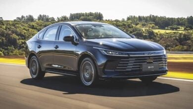 MDP Sedan BYD King accion BYD King: El Nuevo Sedán Híbrido que Ha Sorprendido al Mercado Brasileño