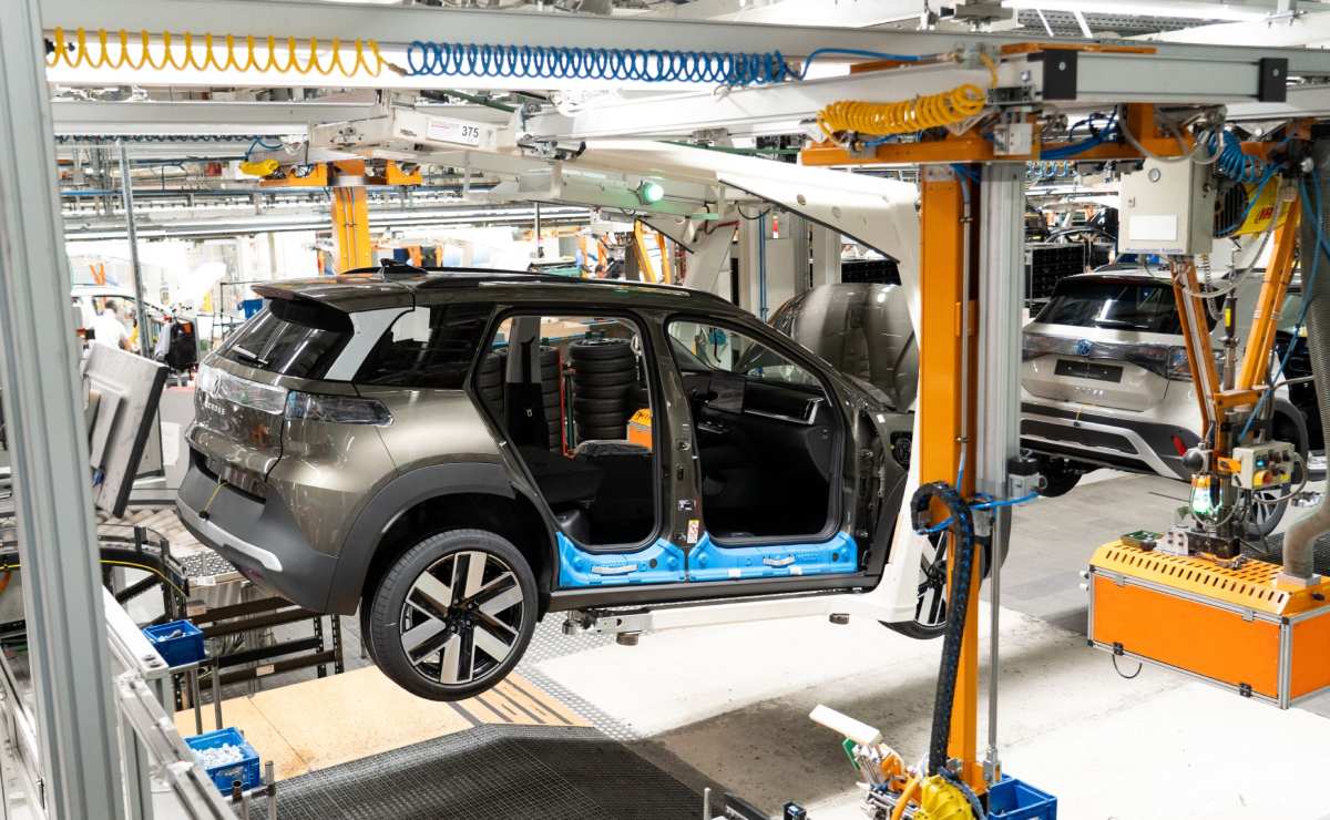 MDP Volkswagen ID.CROSS 3 Volkswagen ID. Cross: La Electrificación Urbana Desde Navarra