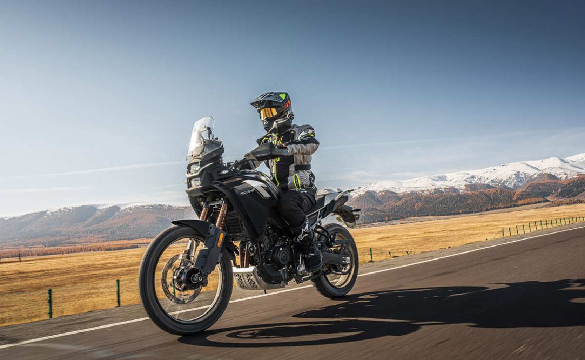 MDP cfmoto 450mt nuevos colores 1 CFMoto 550MT: La Nueva Trail Que Promete Revolucionar El Segmento Medio