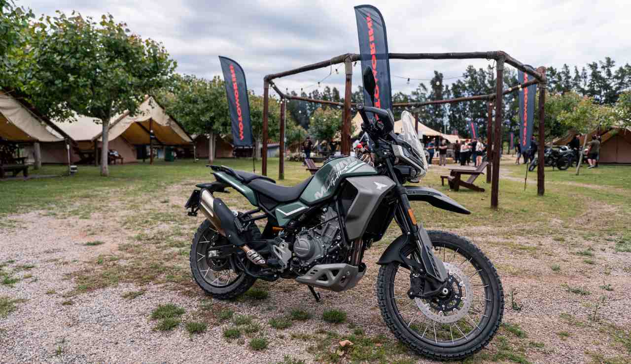 MDP contacto moto morini alltrhike 450 1 ¿Son las motos de cilindrada media la nueva opción para viajes largos?