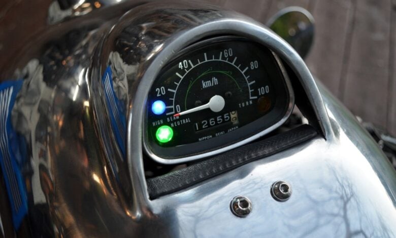La revolución cultural de la Postie Bike: De entregas postales a joya del motociclismo MDP de una moto de cartero de 105 cc a escul 1200x740 1 La revolución cultural de la Postie Bike: De entregas postales a joya del motociclismo