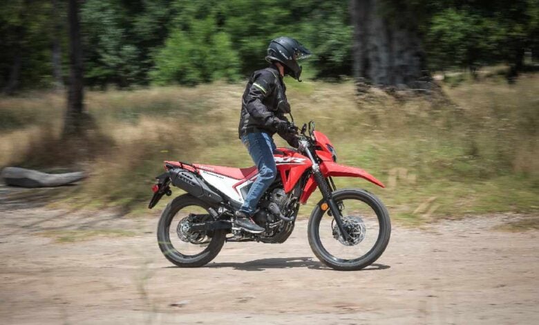 MDP honda xr 300 tornado prueba La revolución de las dos ruedas: ¿Por qué las motos de baja cilindrada arrasan en Argentina?