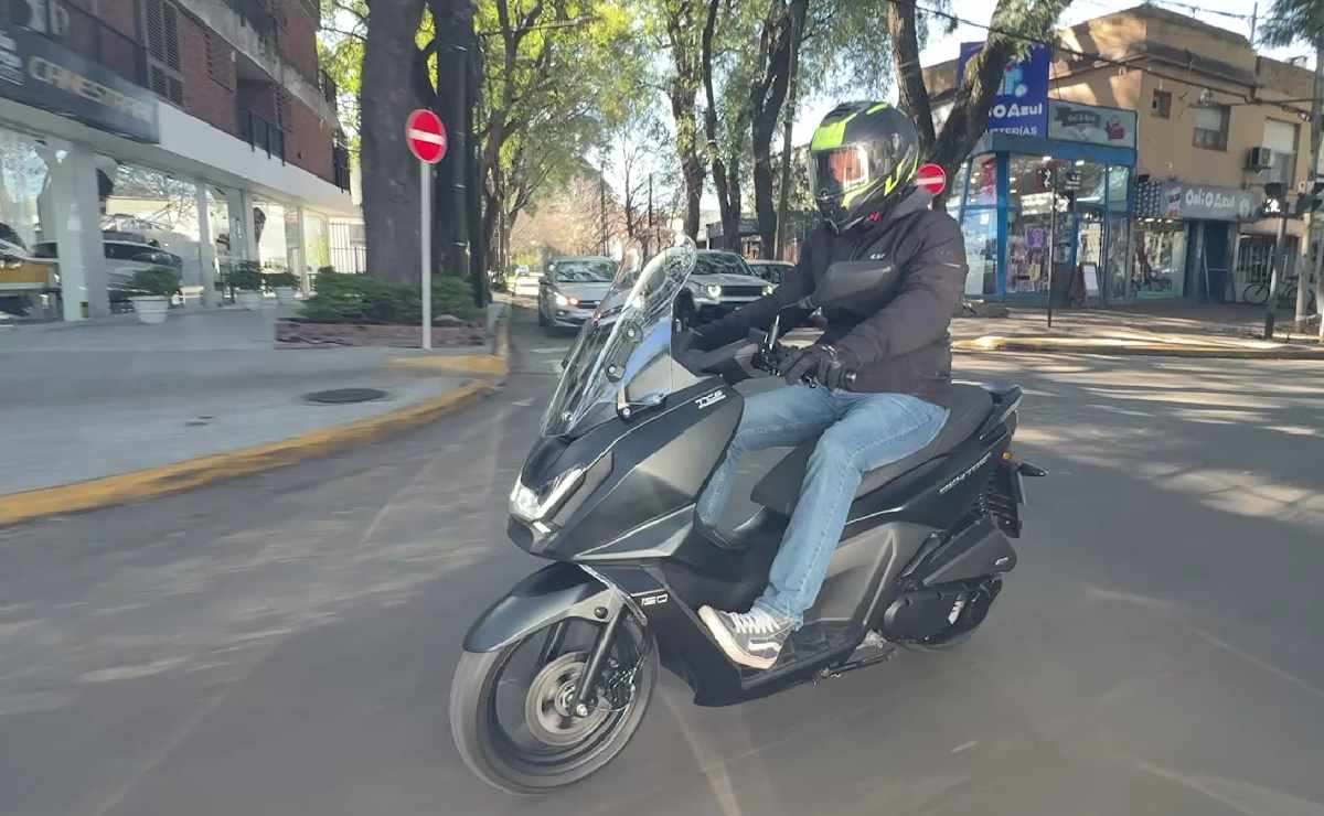 MDP kymco skytown 150 1 ¿Es el Kymco Skytown 150 el Scooter Urbano que Estabas Esperando?