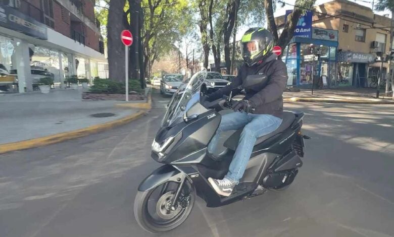 Kymco Skytown 150: La Revolución del Transporte Urbano MDP kymco skytown 150 Kymco Skytown 150: La Revolución del Transporte Urbano