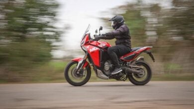 MDP moto morini x cape 1200 3 ¿Más kilómetros recorridos, mejor frenado? Un estudio revela verdades sorprendentes