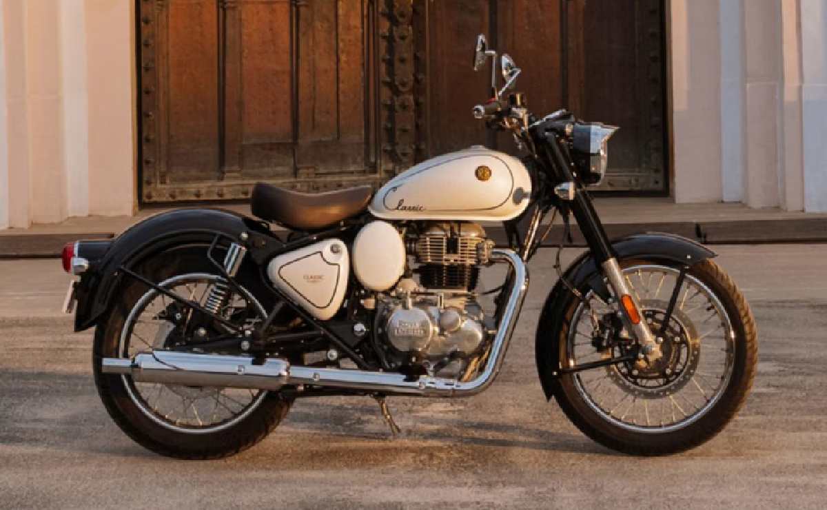 Royal Enfield Classic 350 Introduce el Elegante Color Signature White en India MDP royal enfield classic 350 white 2 Royal Enfield Classic 350 Introduce el Elegante Color Signature White en India